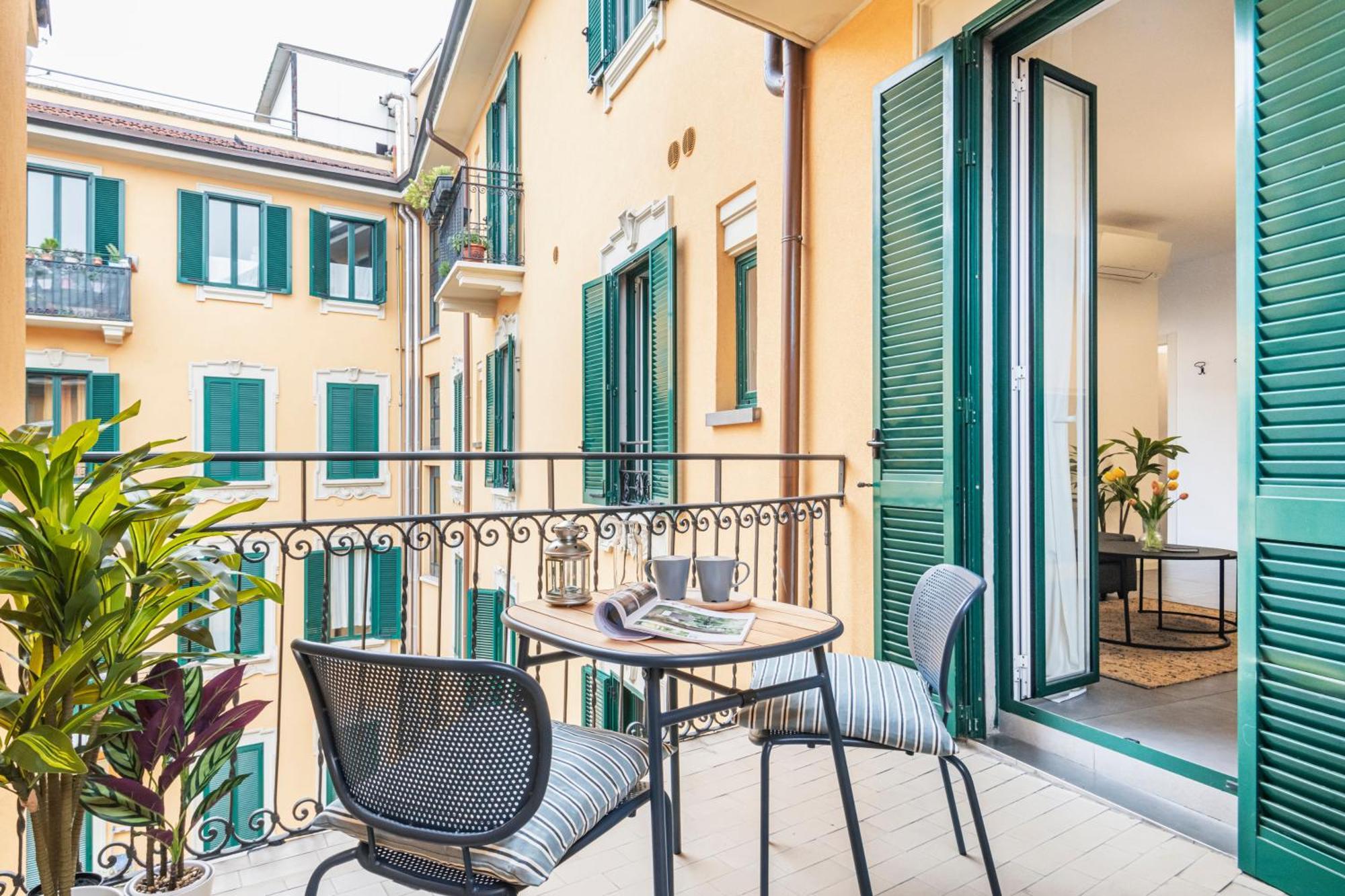 114 - Amazing Flat Fully Furnished In P.Ta Romana Milan Bagian luar foto