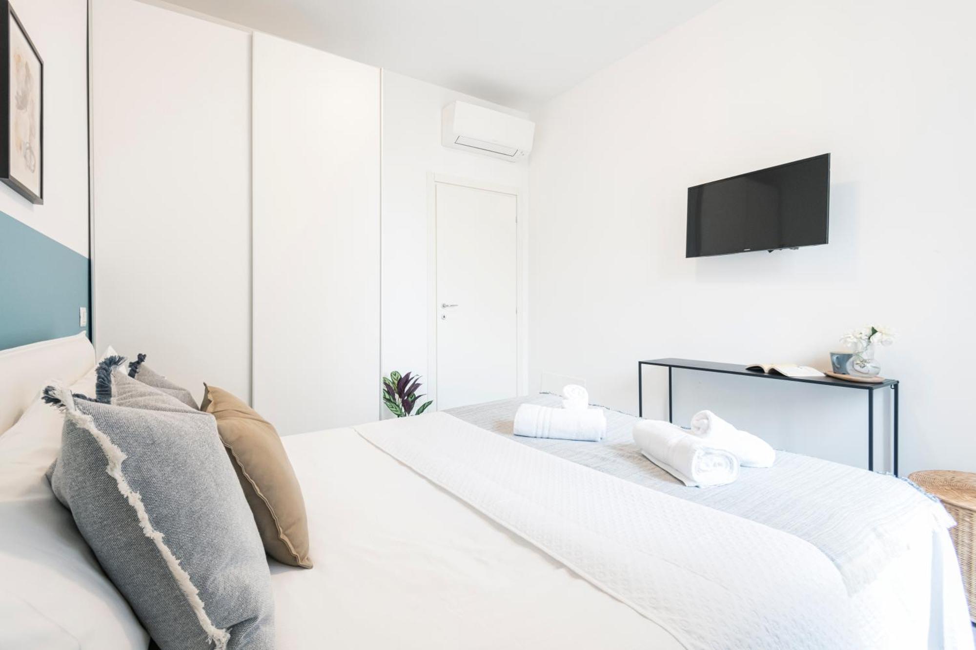 114 - Amazing Flat Fully Furnished In P.Ta Romana Milan Bagian luar foto